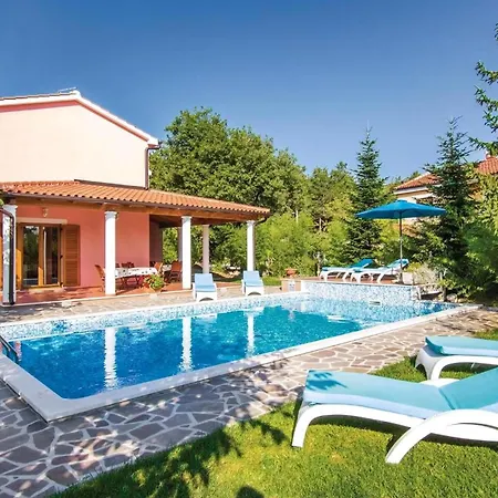Valmonida Mit Pool Holiday home